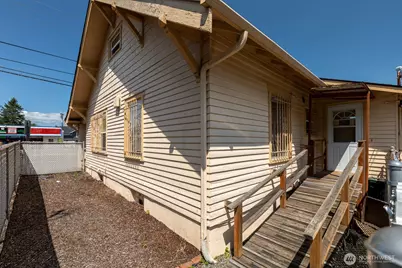 3606 S 12th Street, Tacoma, WA 98405 - Photo 4