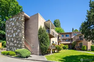 2222 Gilman Dr W, Seattle, WA 98119 - Photo 6