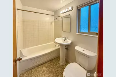 2222 Gilman Drive W, Seattle, WA 98119 - Photo 12