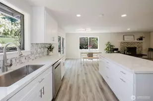 7550 NE Varsity Ln, Bremerton, WA 98311 - Photo 6