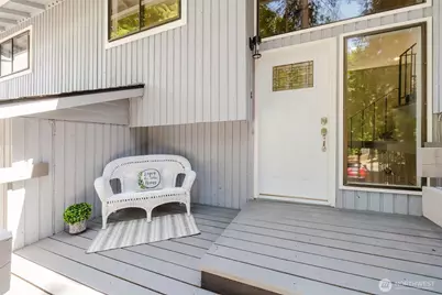 7550 NE Varsity Lane, Bremerton, WA 98311 - Photo 2