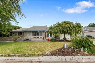 9307 Albert Way SE, Moses Lake, WA 98837 - Photo 1