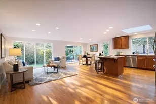 10761 Bill Point Crest NE, Bainbridge Island, WA 98110 - Photo 12