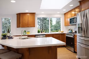 10761 Bill Point Crest NE, Bainbridge Island, WA 98110 - Photo 10