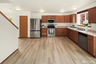 21638 SE 297th St, Kent, WA 98042 - Photo 2