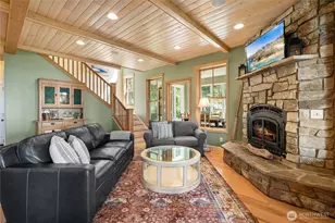 3384 S Smugglers Cove Rd, Greenbank, WA 98253 - Photo 6