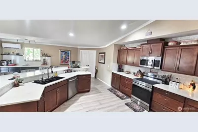 3652 Pennsylvania Street, Longview, WA 98632 - Photo 10