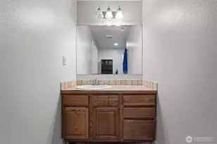 620 N Larkspur, Othello, WA 99344 - Photo 12