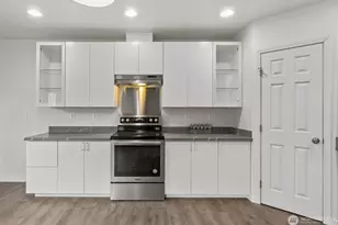 7023 16th Ave SW, Seattle, WA 98106 - Photo 10