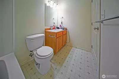 816 Cherry Avenue, Sumner, WA 98390 - Photo 32