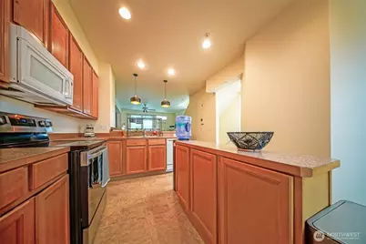 816 Cherry Avenue, Sumner, WA 98390 - Photo 16