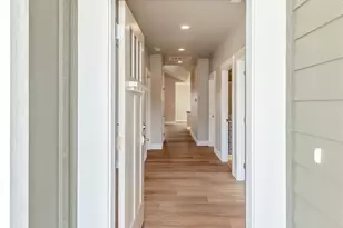 402 E Heatherstone Ct, Ellensburg, WA 98926 - Photo 2