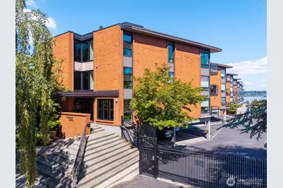2360 43rd Ave E #404, Seattle, WA 98112 - Photo 2