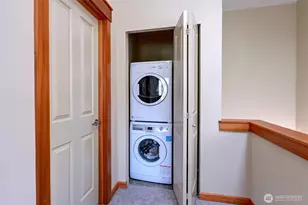 132 N 101st St, Seattle, WA 98133 - Photo 18