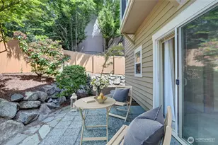 132 N 101st St, Seattle, WA 98133 - Photo 6