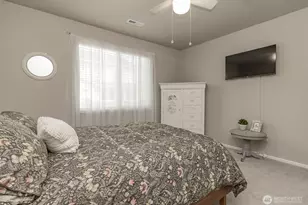 17704 128th Ave Ct E, Puyallup, WA 98374 - Photo 18