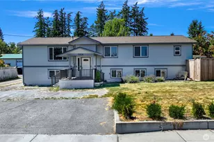 3204 D Ave, Anacortes, WA 98221 - Photo 4