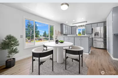 3204 D Avenue, Anacortes, WA 98221 - Photo 2