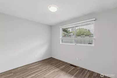 11014 4th Avenue S, Seattle, WA 98168 - Photo 12