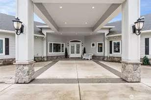 2567 Lewis River Rd, Woodland, WA 98674 - Photo 4