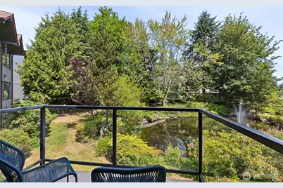 19414 Aurora Avenue N #203, Shoreline, WA 98133 - Photo 2