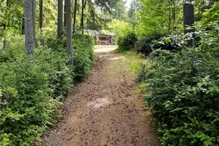 11422 Leschi Cir, Anderson Island, WA 98303 - Photo 36