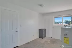 2001 Heckard Rd, Raymond, WA 98577 - Photo 18