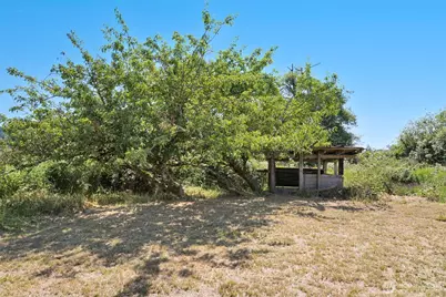 2001 Heckard Road, Raymond, WA 98577 - Photo 10
