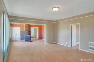 2001 Heckard Rd, Raymond, WA 98577 - Photo 26