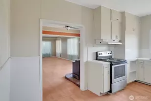 2001 Heckard Rd, Raymond, WA 98577 - Photo 18