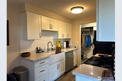 2232 NW 58th Street, Seattle, WA 98107 - Photo 8