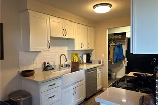 2232 NW 58th St, Seattle, WA 98107 - Photo 8