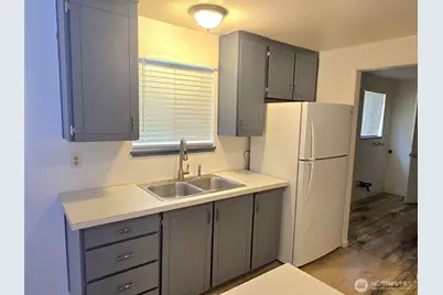 8309 Jensen Road E, Eatonville, WA 98328 - Photo 4