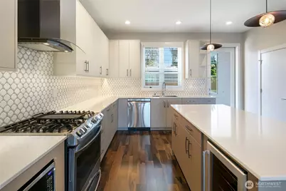 11838 79th Avenue S, Seattle, WA 98178 - Photo 10