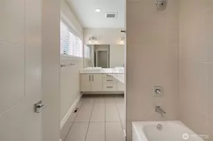 11838 79th Ave S, Seattle, WA 98178 - Photo 12