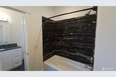 882 Gellor, Port Angeles, WA 98362 - Photo 24