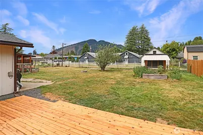 183 Wood Avenue, Morton, WA 98356 - Photo 12