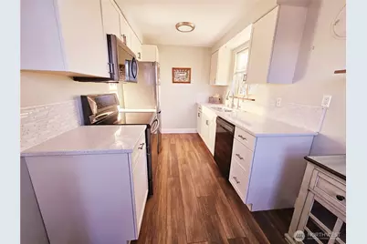 901 N Forest Street #109, Bellingham, WA 98225 - Photo 8