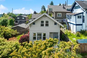 2407 E Ward St, Seattle, WA 98112 - Photo 2