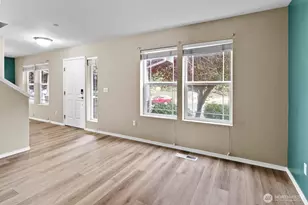 2237 Tolmie St, DuPont, WA 98327 - Photo 4