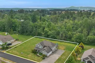 10828 Bay Meadows Ln, Burlington, WA 98233 - Photo 1