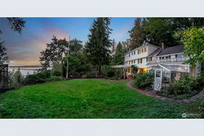 2425 Evergreen Point Road, Medina, WA 98039 - Photo 10