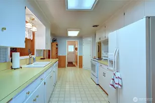 16006 Spanaway Loop Rd S, Spanaway, WA 98387 - Photo 8