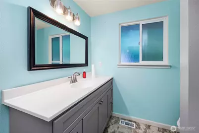 12321 12323 120th Ave Court E, Puyallup, WA 98374 - Photo 20