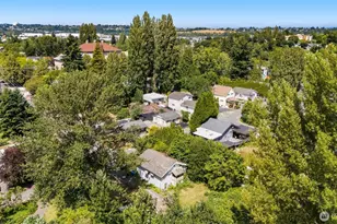 565 S Director, Seattle, WA 98108 - Photo 8