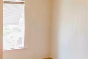 565 S Director, Seattle, WA 98108 - Photo 30