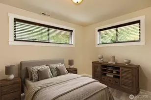 7923 220th St SW, Edmonds, WA 98026 - Photo 16