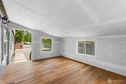 20102 119th Street E, Sumner, WA 98390 - Photo 36