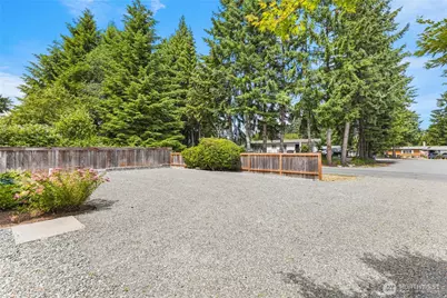 20102 119th Street E, Sumner, WA 98390 - Photo 2