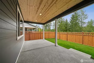 20305 145th St E, Bonney Lake, WA 98391 - Photo 34